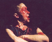 В роли Маню в спектакле "Оркестр", НДТ, 2001г., фото Ю.Молотковца